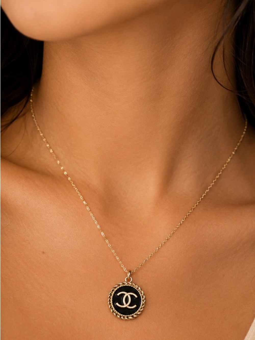 Black & Gold Style Medallion Charm 🖤✨ Designer Inspired Pendant